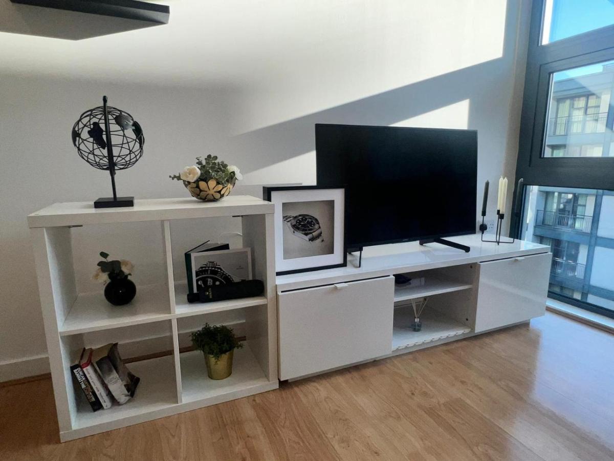 Canary Luxury Modern 1 Bedroom Apartment Londýn Exteriér fotografie